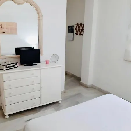 Bright & Cozy Flat With Views Of Fuengirola Beach Apartment Fuengirola
