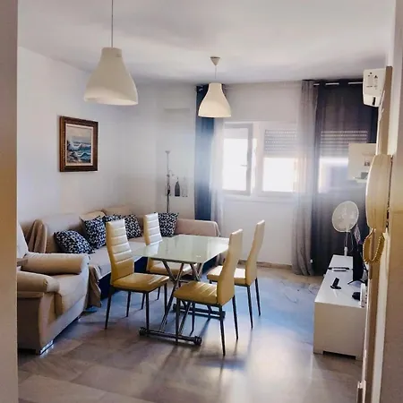 Bright & Cozy Flat With Views Of * Fuengirola