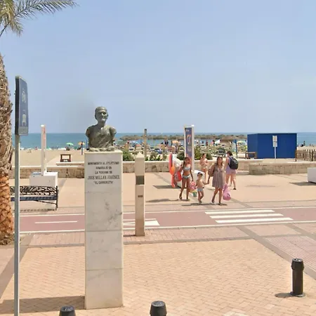 Bright & Cozy Flat With Views Of Διαμέρισμα Fuengirola
